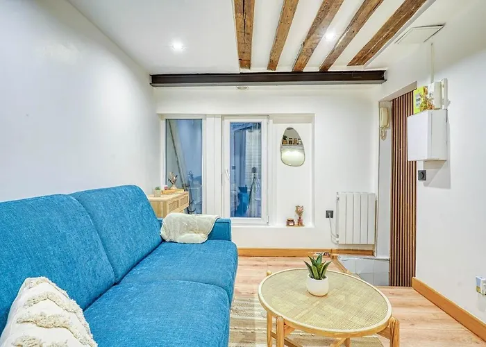 דירה Studio Center